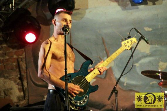 The Hotknives - 15. This Is Ska Festival Rosslau - 24.06.2011 (15).JPG